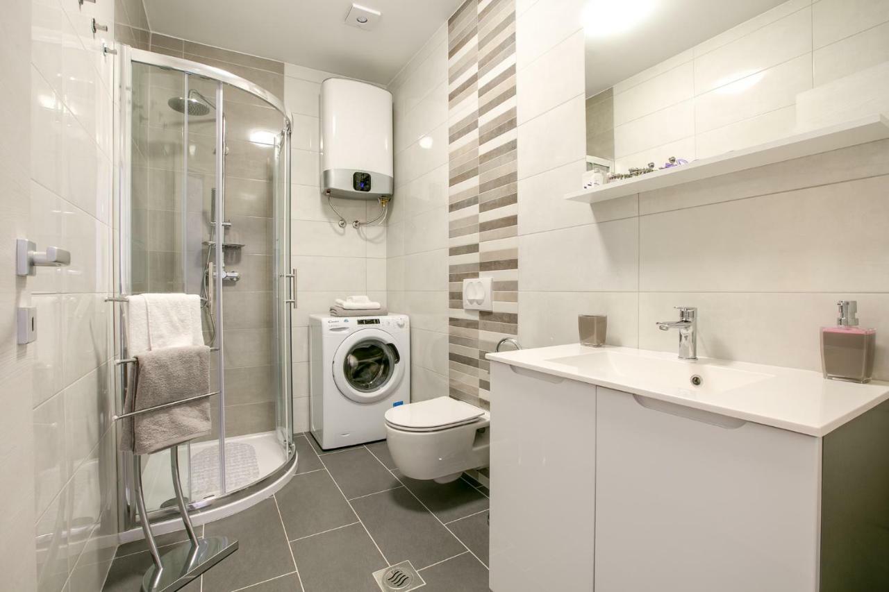 Apartment Maja Пула Екстериор снимка